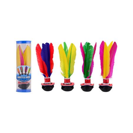 Vier bunte Federbälle und ein zylindrischer Behälter mit der Aufschrift Shuttle Kick auf weißem Hintergrund.