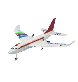 Spielzeugflugzeug mit weißem Rumpf, roten, blauen und grünen Akzenten sowie ausgefahrenem Fahrwerk auf Weiß.