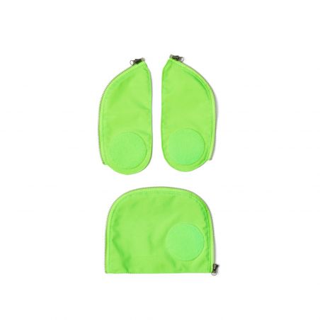 Drei neongrüne Stofftaschen mit Reißverschluss, zwei halbkreisförmig, eine größere, auf weißem Hintergrund. Drei neongrüne Stofftaschen mit Reißverschluss, zwei halbkreisförmig, eine größere, auf weißem Hintergrund.