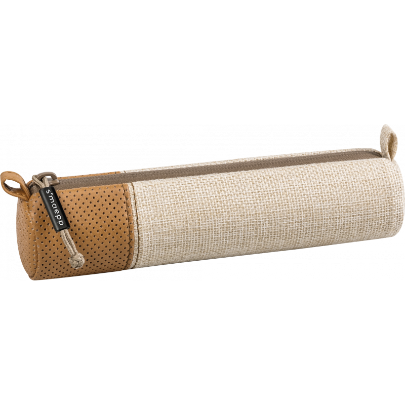 Zylindrisches beige-braunes Federmäppchen mit Reißverschluss und kleinem Anhänger am Zipper.