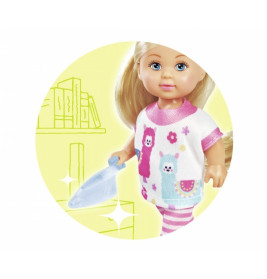 Evi Love Puppe mit Staubsauger Evi Home