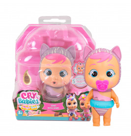 Cry Babies Magic Tears Puppe mit pinken Haaren, Katzenohren-Kapuze, Badeanzug und Schnuller in bunter Verpackung.