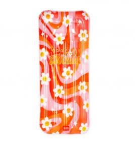 Rechteckige Poolmatte mit orange-rosa-weißen Wirbeln, weißen Blumen und dem Schriftzug Keep On Blooming.