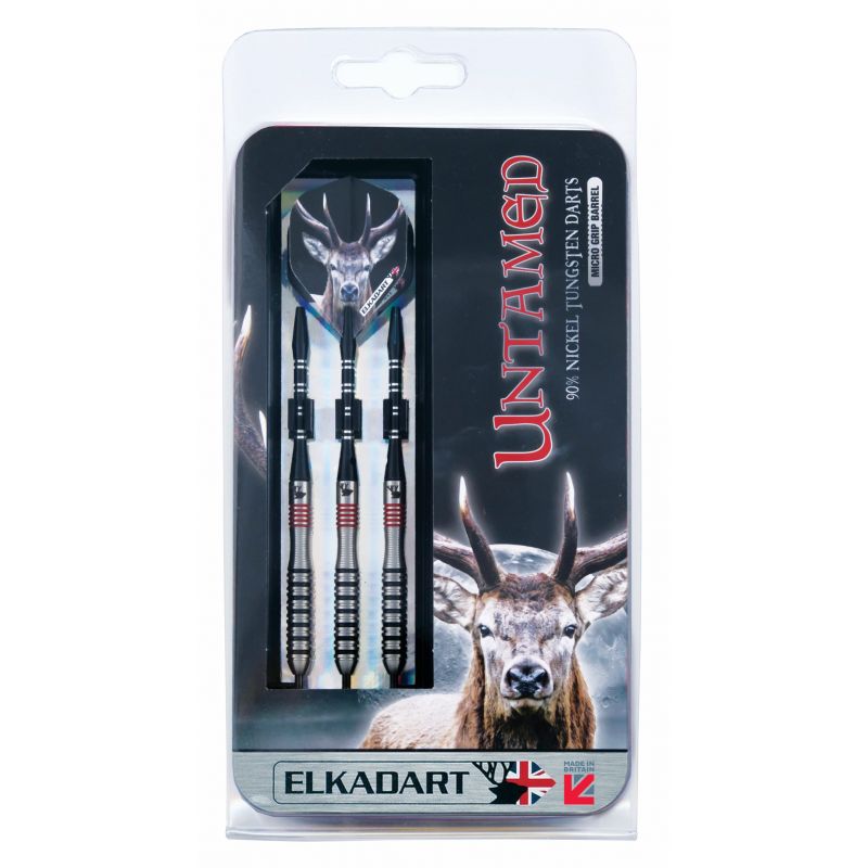 Drei Steel-Darts in Verpackung mit Hirschmotiv und dem Schriftzug Untamed auf der Vorderseite. Drei Steel-Darts in Verpackung mit Hirschmotiv und dem Schriftzug Untamed auf der Vorderseite.