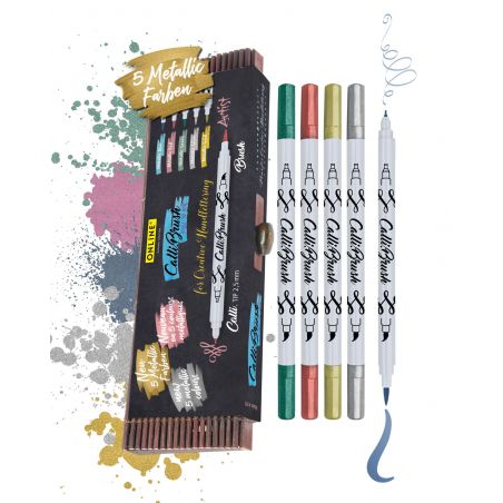 Fünf metallische Kalligrafie-Pinselstifte in verschiedenen Farben mit Verpackung und Tintenflecken. Fünf metallische Kalligrafie-Pinselstifte in verschiedenen Farben mit Verpackung und Tintenflecken.