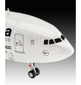 Airbus A330-300 - Lufthansa New Livery, Revell Modellbausatz