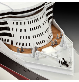 Ocean Liner Queen Mary 2 , Revell Modellbausatz