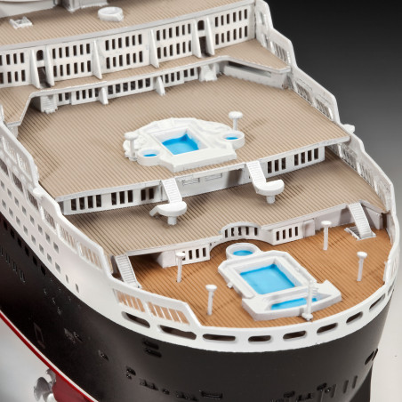 Ocean Liner Queen Mary 2 , Revell Modellbausatz