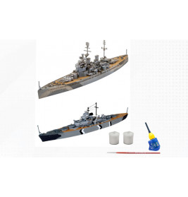 First Diorama Set - Bismarck Battle, Revell Modellbausatz mit Basiszubehör