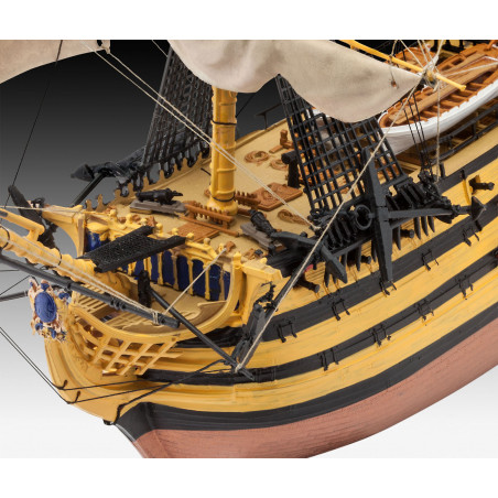 Model Set HMS Victory, Revell Modellbausatz mit Basiszubehör