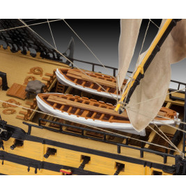 Model Set HMS Victory, Revell Modellbausatz mit Basiszubehör