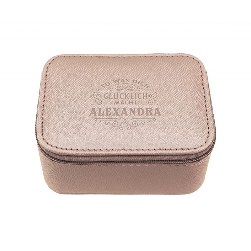 Kleine rosa Reißverschlusstasche mit der Prägung Tu was dich glücklich macht Alexandra auf dem Deckel. Kleine rosa Reißverschlusstasche mit der Prägung Tu was dich glücklich macht Alexandra auf dem Deckel.