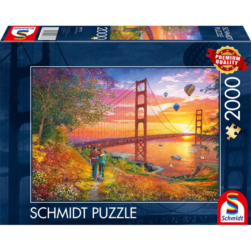 Puzzlebox mit einem Paar am Golden Gate bei Sonnenuntergang, heiße Luftballons fliegen im Himmel. Puzzlebox mit einem Paar am Golden Gate bei Sonnenuntergang, heiße Luftballons fliegen im Himmel.