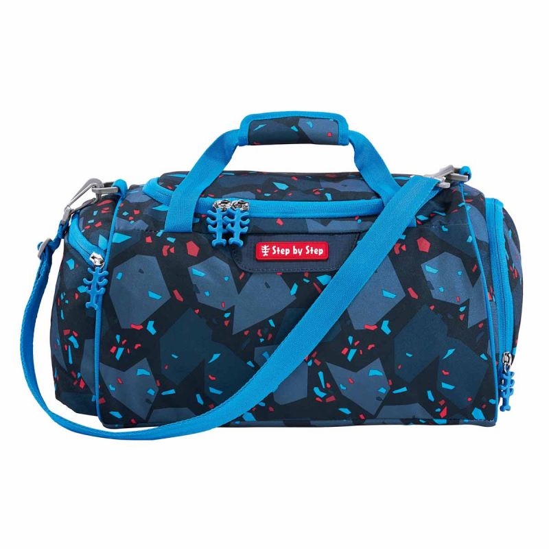 Blaue und schwarze Sporttasche mit geometrischem Muster, blauen Reißverschlüssen und blauem Schultergurt. Blaue und schwarze Sporttasche mit geometrischem Muster, blauen Reißverschlüssen und blauem Schultergurt.