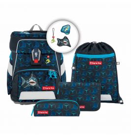 Blaues Schulrucksack-Set mit geometrischem Muster, Hai-Motiven, Federmäppchen und Turnbeutel.
