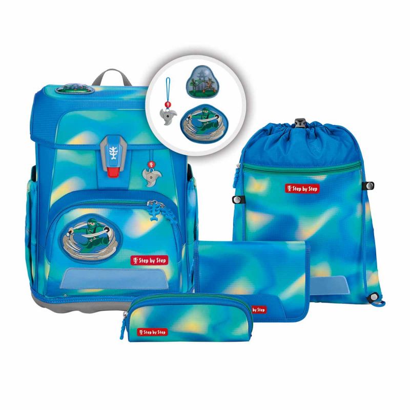 Blaues Schulranzen-Set mit Meeresmotiven: Rucksack, Etui, Geldbörse und Turnbeutel.