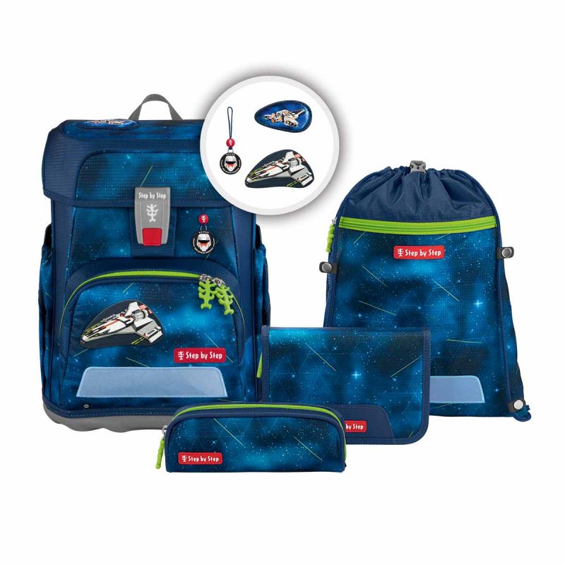 Schulrucksack-Set mit Weltraum-Motiv: Rucksack, Federmäppchen, Tasche und Turnbeutel. Schulrucksack-Set mit Weltraum-Motiv: Rucksack, Federmäppchen, Tasche und Turnbeutel.