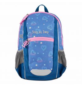 Blauer und lila Rucksack mit Herzmuster, pinkem Reißverschluss und Step by Step-Schriftzug auf der Fronttasche.