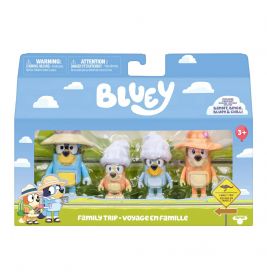 Bluey-Spielset mit vier Tierfiguren in Reiseoutfits, verpackt in bunter Box mit Aufschrift Family Trip.