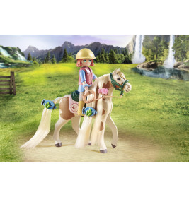 Ellie & Pferd mit Kreppeisen