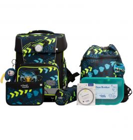 Schulset mit blau-grünen Designs: Rucksack, Federmappe, Brotdose und weiteres Zubehör.