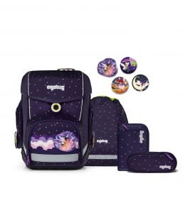 Dunkellila Schulranzen-Set mit Sternenmuster, Einhornmotiven sowie passenden Accessoires und Buttons.
