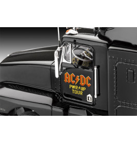 AC/DC Tour Truck & Trailer Power Up