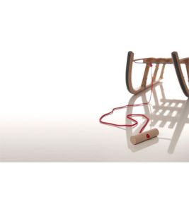 Ziehseil Schlitten rot mit Kna uf