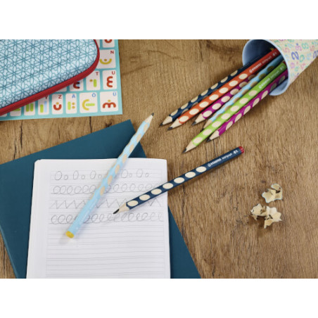 Ergonomic triangular pencil STABILO® EASYgraph SErgonomischer Dreikant-Bleistift STABILO® EASYgraph