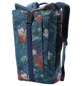 Blauer Rucksack mit tropischem Blatt- und Blumenmuster, gepolsterten Trägern und Frontschnalle.