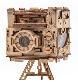 Cluebox-Escape Room in eine Box-Sherlock`s Camera