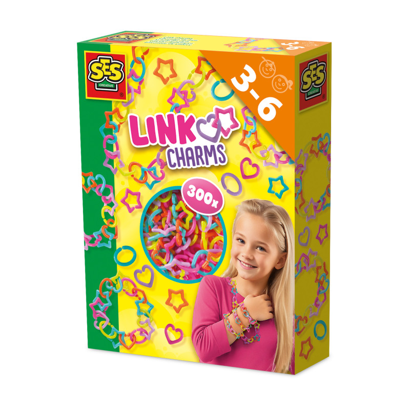 SES Link Charms für Kinder von 3-6 Jahren: Bunte Ketten, ein lächelndes Kind trägt den Schmuck.