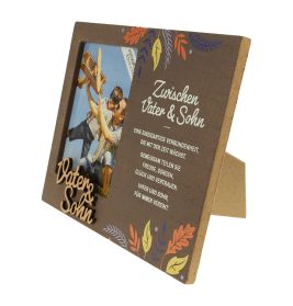 Brauner Bilderrahmen mit deutschem Text und Herbstblättern, darin ein Vater und Sohn beim gemeinsamen Spaß.