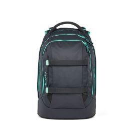 Schwarzer Rucksack mit türkisfarbenen Akzenten, Frontgurten und mehreren Reißverschlussfächern.