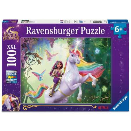Ravensburger Puzzle: Ein Mädchen reitet im Zauberwald auf einem weißen Einhorn mit Regenbogenmähne.