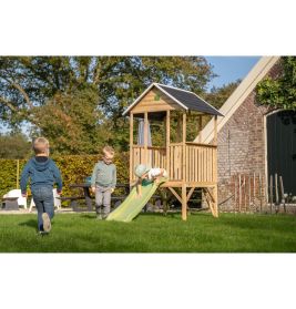 EXIT Panorama 100 Spielhaus mi t Rutsche