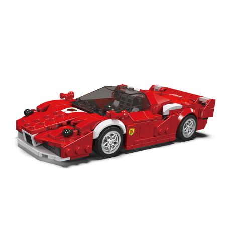 Rotes LEGO-Sportauto mit schwarz getönten Fenstern und silbernen Rädern, aus schräger Vorderansicht fotografiert.