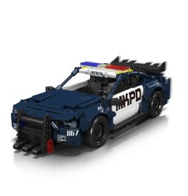 Dunkelblauer LEGO-Polizeiwagen mit MKPD-Schriftzug, Dachleuchten und der Nummer 867 an der Stoßstange.