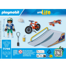 Skateboard mit Rampe