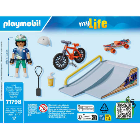 Skateboard mit Rampe