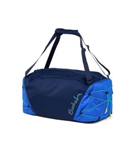 Blau-navy Satch-Duffelbag mit Seitenfächern und verstellbarem Schultergurt.