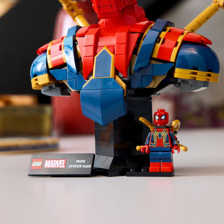 Marvel Super Heroes™  Iron Spider-Man Büste