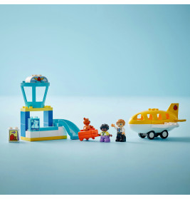 Duplo Erster Besuch im Flughafen