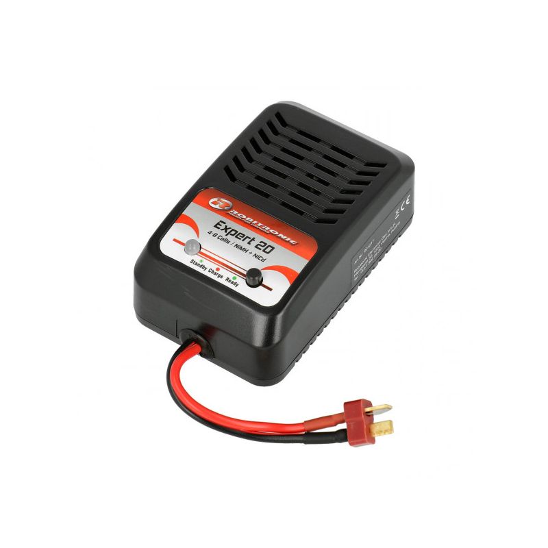 Schwarzes und rotes Ladegerät mit Netzkabeln, Aufschrift Expert LD auf dem oberen Bedienfeld.