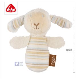 Plüsch-Lämmer-Rassel mit gestreiftem Körper, beigen Ohren und gesticktem Gesicht, 10 cm groß.