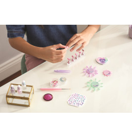 Press-on Nageldesigner