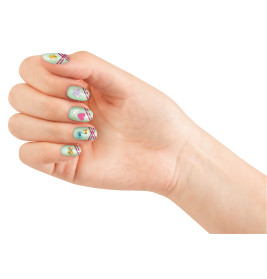 Press-on Nageldesigner