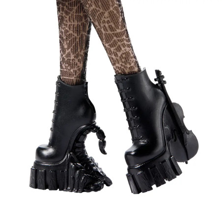Monster High x Wednesday School Doll
