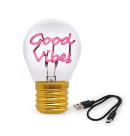 Glühbirne mit leuchtendem Good Vibes-Schriftzug neben einem USB-Kabel.
