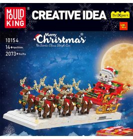 Bausatz: Weihnachtsmann im Schlitten mit Rentieren fliegt vor Vollmond durch eine verschneite Winternacht.